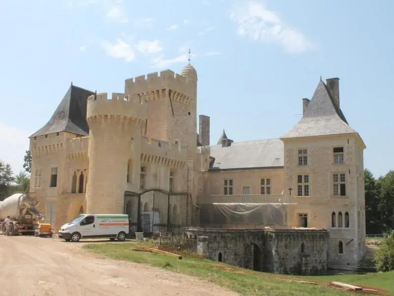 grand chateau